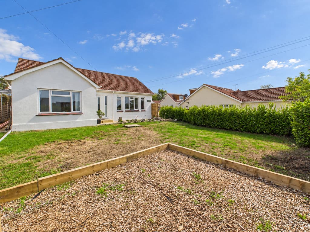 Azura, Grand Fort Road, St Sampson