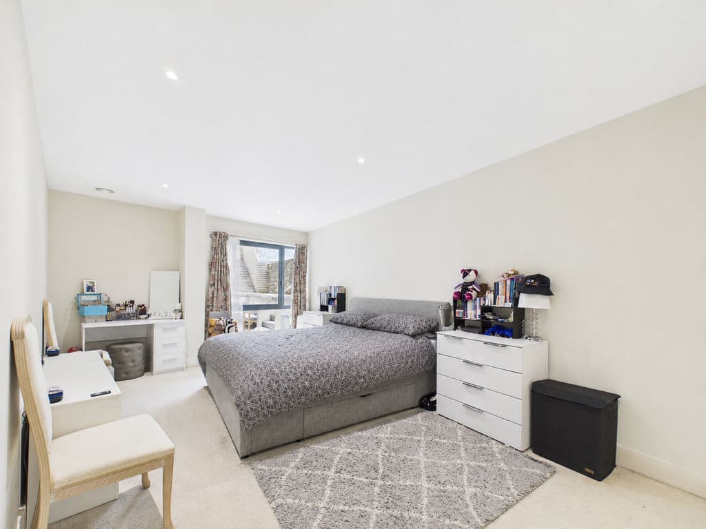 Apartment 13, Vue De Vermerette, Vega Apartments, Elizabeth Avenue, St Peter Port