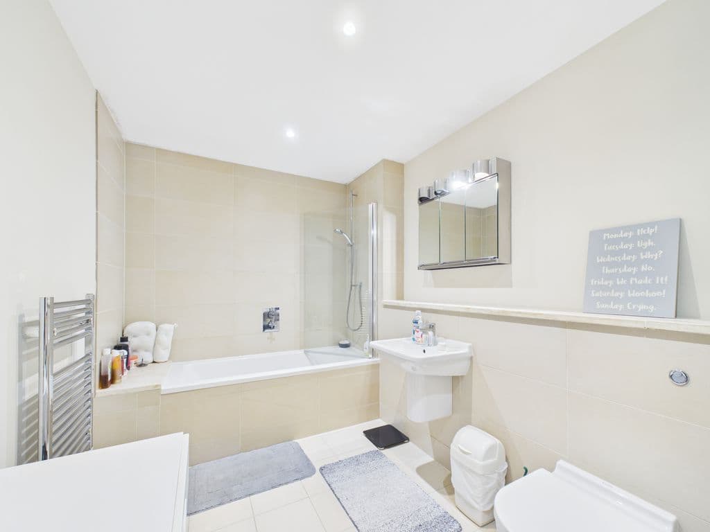 Apartment 13, Vue De Vermerette, Vega Apartments, Elizabeth Avenue, St Peter Port