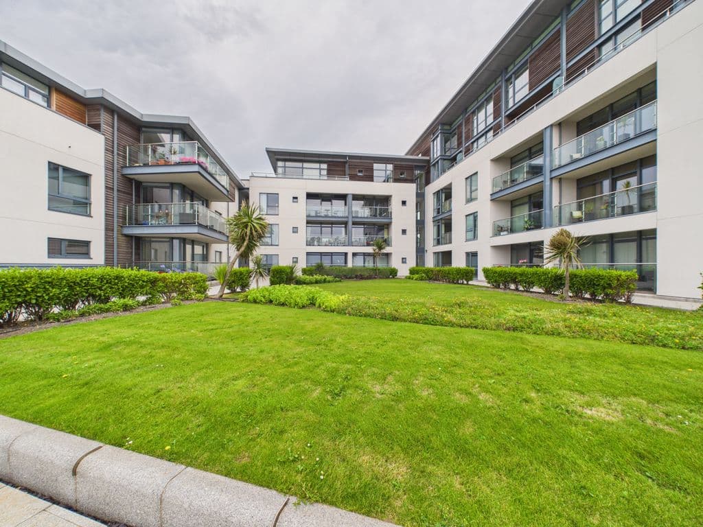Apartment 13, Vue De Vermerette, Vega Apartments, Elizabeth Avenue, St Peter Port